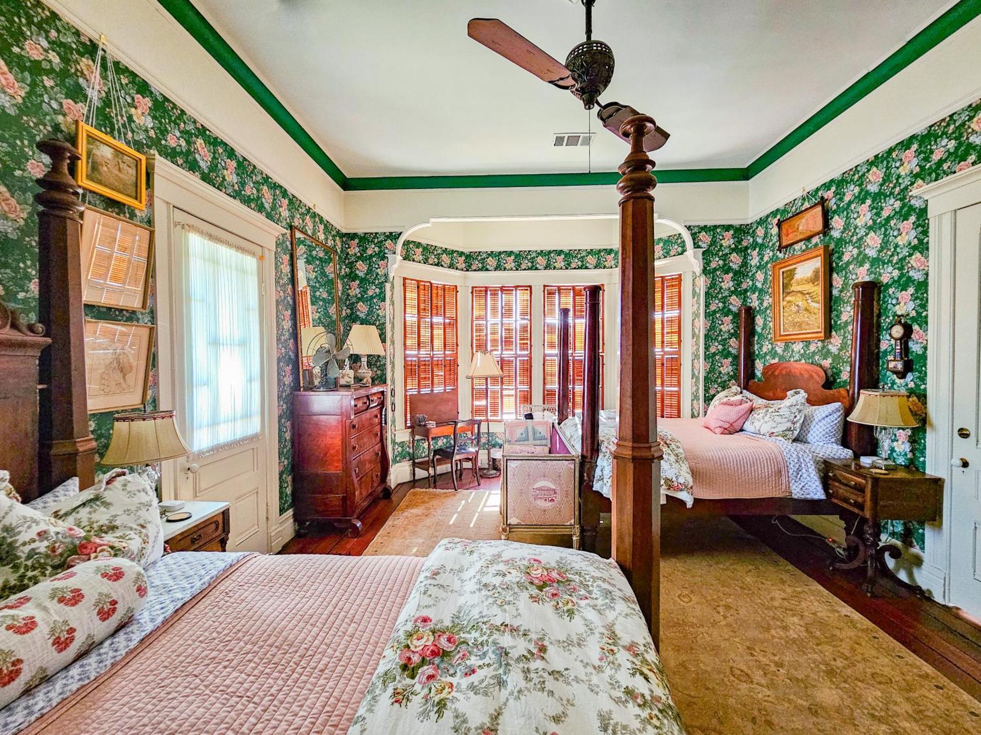 The Jd Hyde Historic Inn Visalia Esterno foto